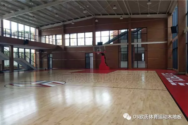 福建泉州盛榮集團籃球館地板案例圖4